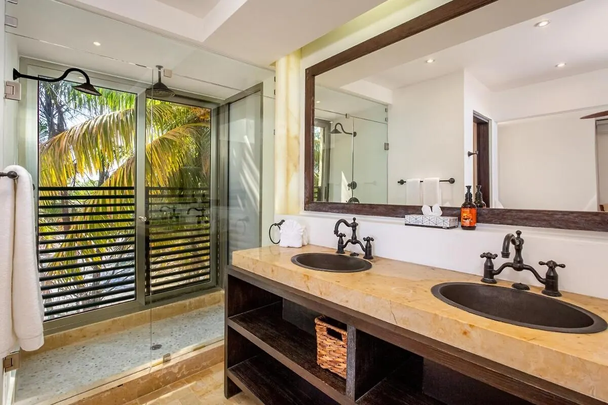 Villa Asisi, Luxury Beachfront In Xpu-Ha Haven 0*, שפו הא מקסיקו