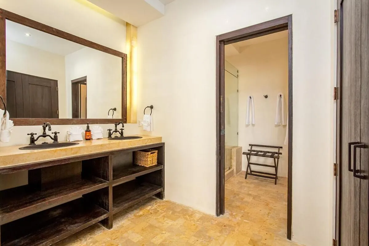 Villa Asisi, Luxury Beachfront In Xpu-Ha Haven שפו הא