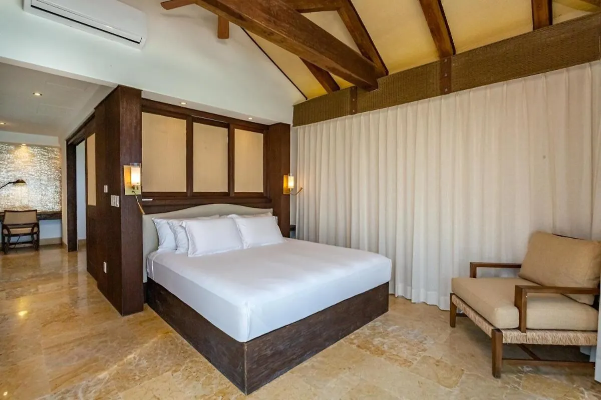 Villa Asisi, Luxury Beachfront In Xpu-Ha Haven מקסיקו